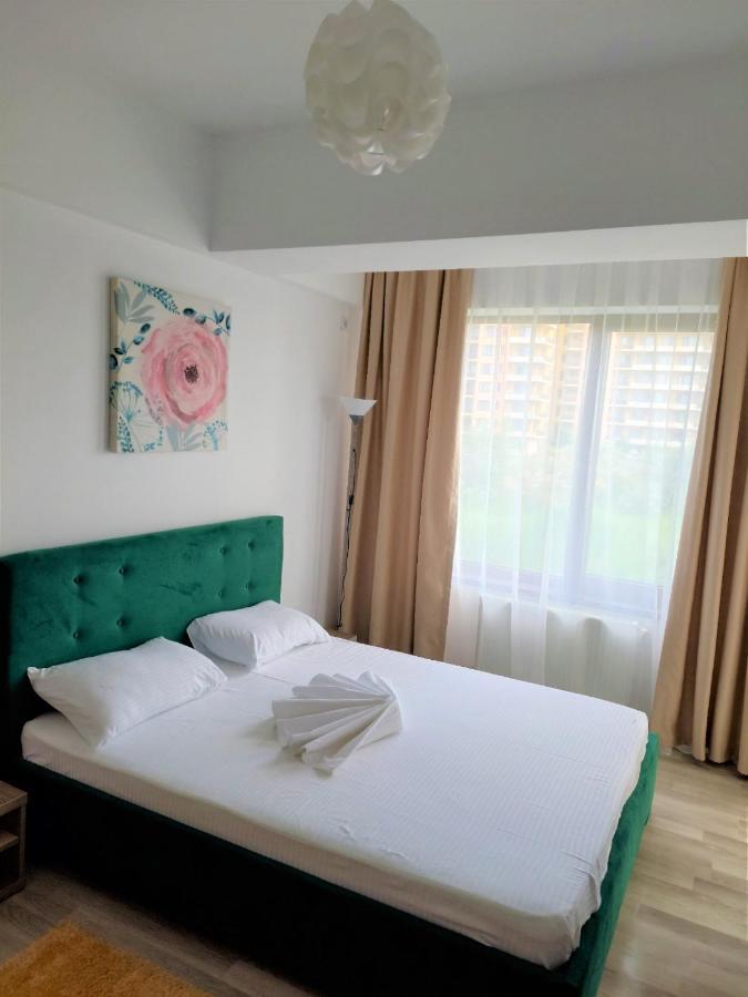 North Club Apartments Mamaia Bagian luar foto